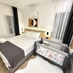 Aqua Apartament *