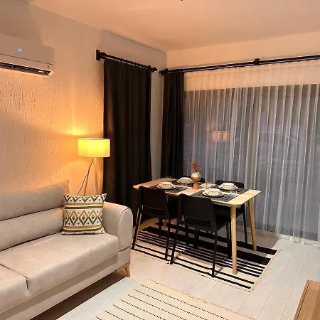 Aqua Apartment