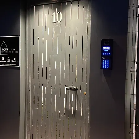 Aqua Apartment