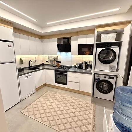 Aqua Apartment