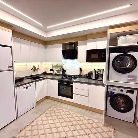 Aqua Apartment